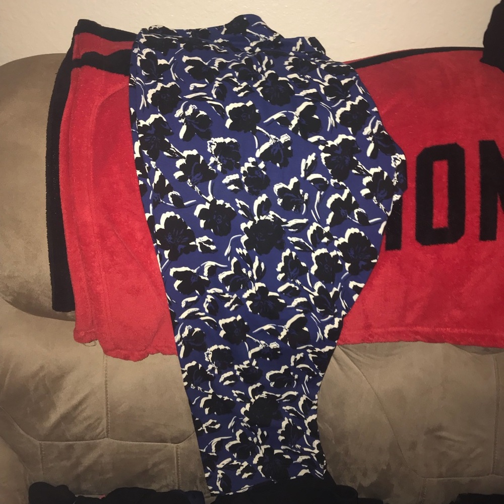 Torrid cropped leggings